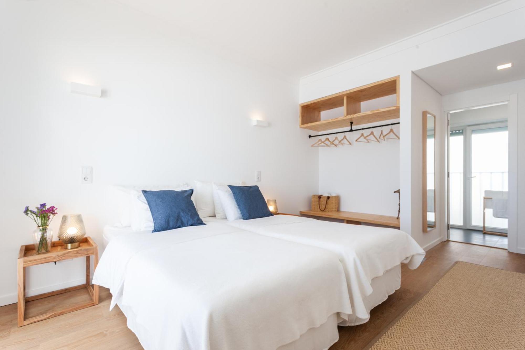 Blue Buddha Beach Rooms & Suites Ericeira Esterno foto