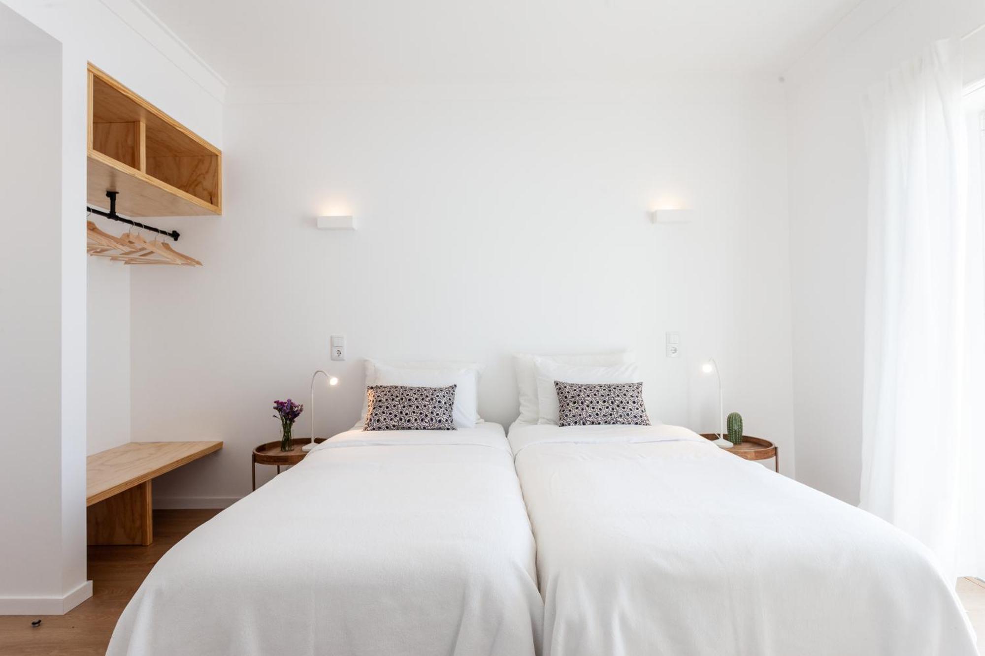 Blue Buddha Beach Rooms & Suites Ericeira Esterno foto